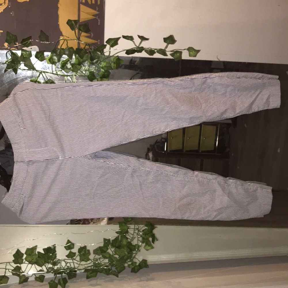 Lightweight striped pants